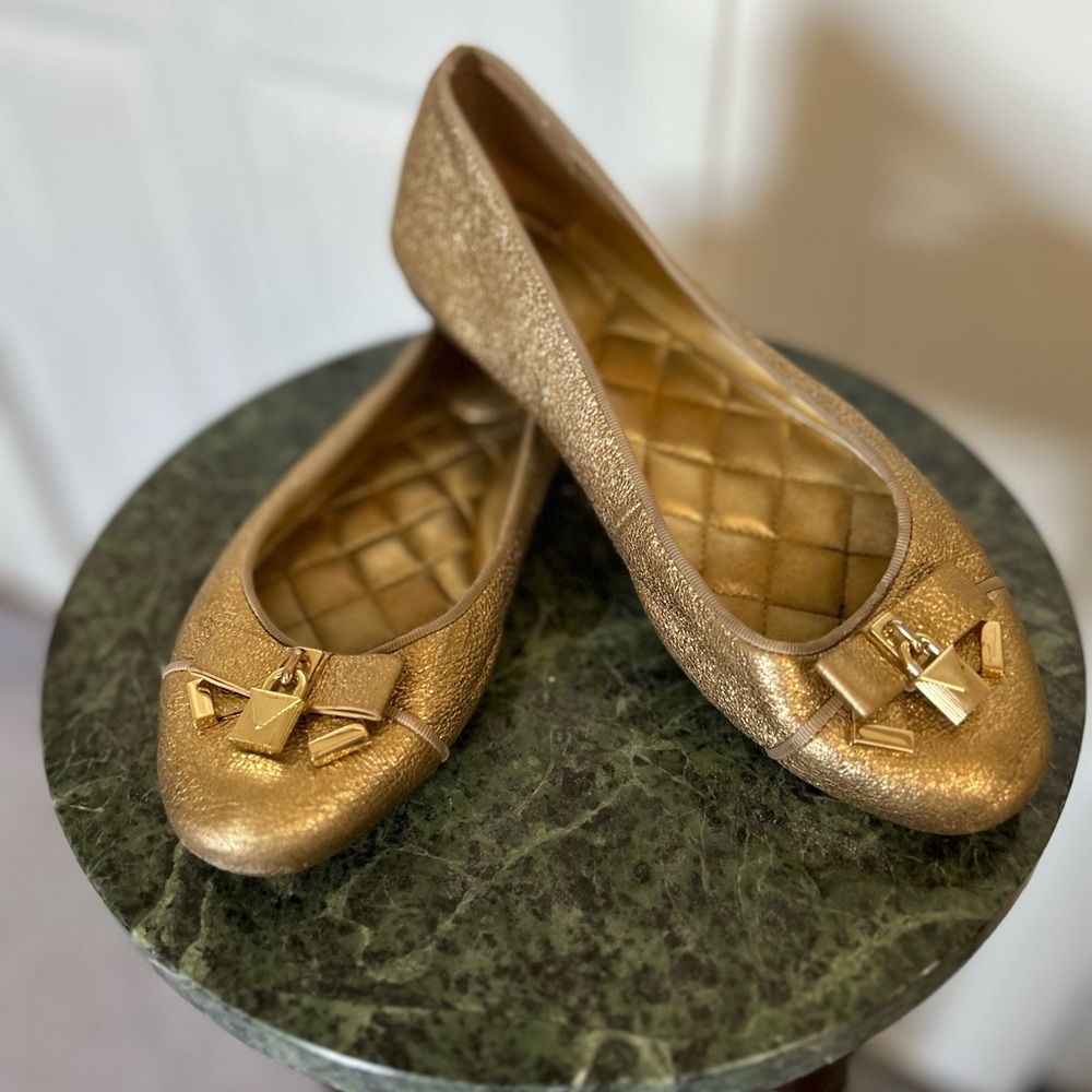 Michael Kors gold flats shoes size 7M